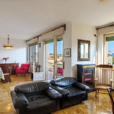 Apartment Riviera, Large Four-room With Balcony And Partial View